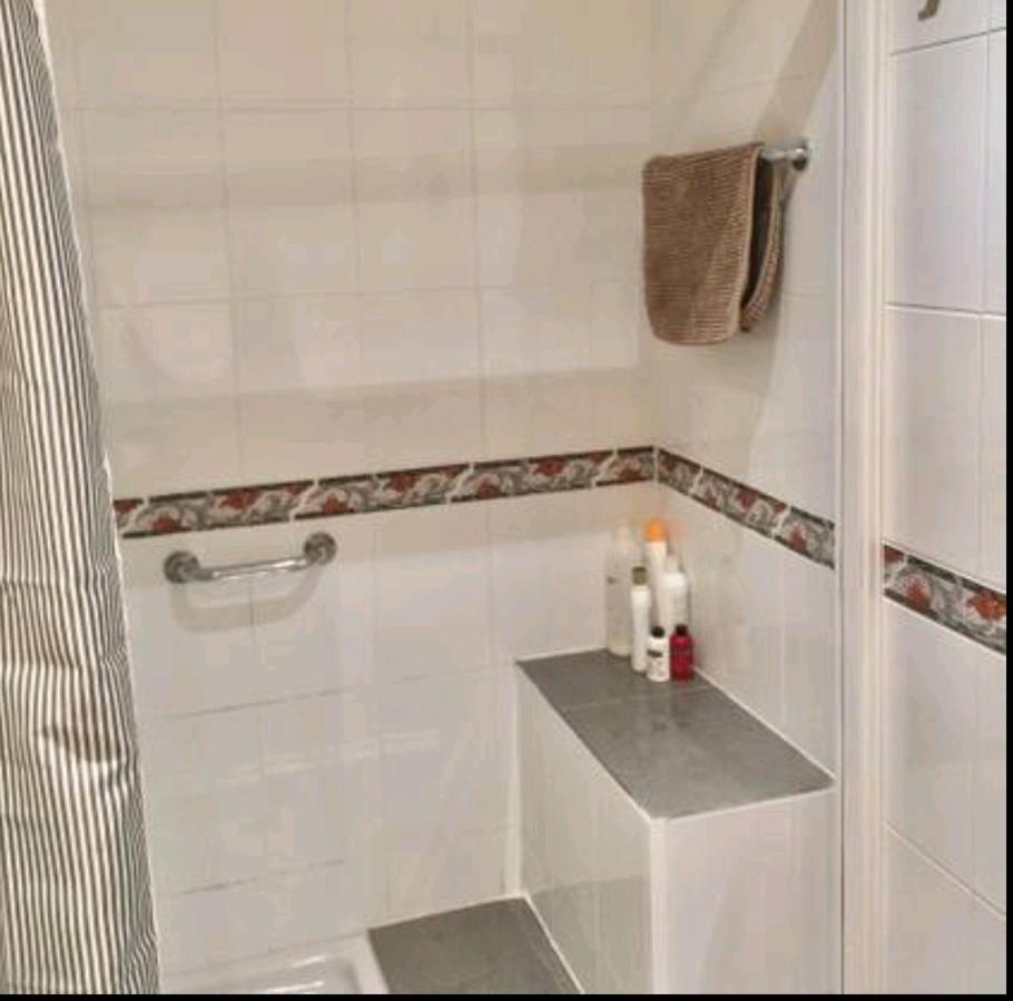 Habitacion A 15 Minutos De Barcelona Бадалона Екстер'єр фото